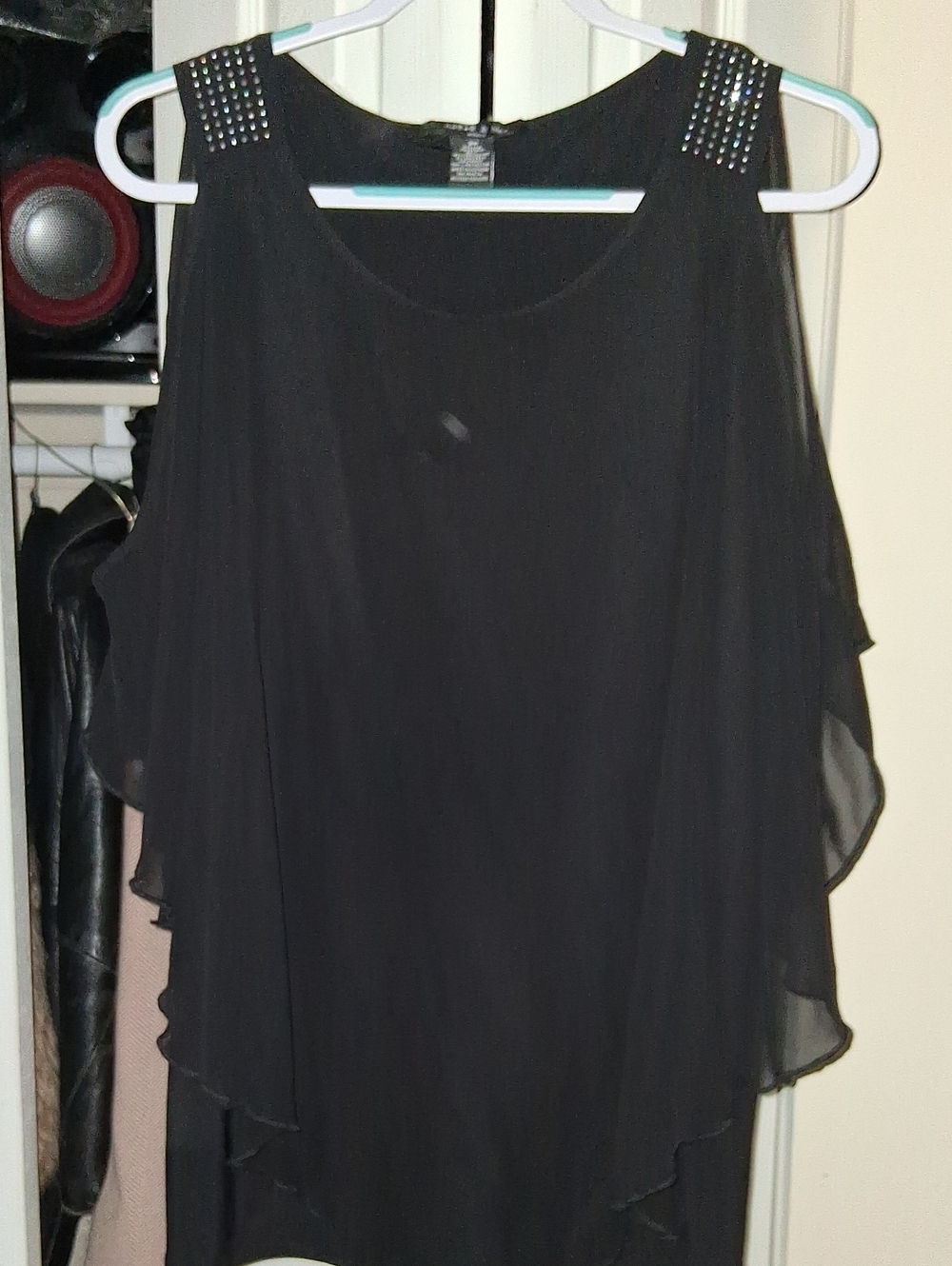 Black Chiffon Stud-Shoulder Flowing Tunic